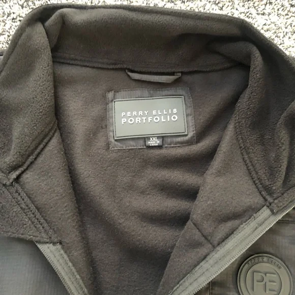 NWT Perry Ellis fleece jacket
